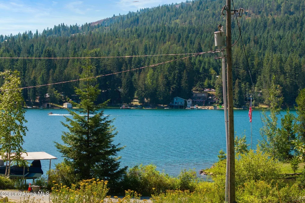 4XX E Bottle Bay Road Sagle, ID 83860