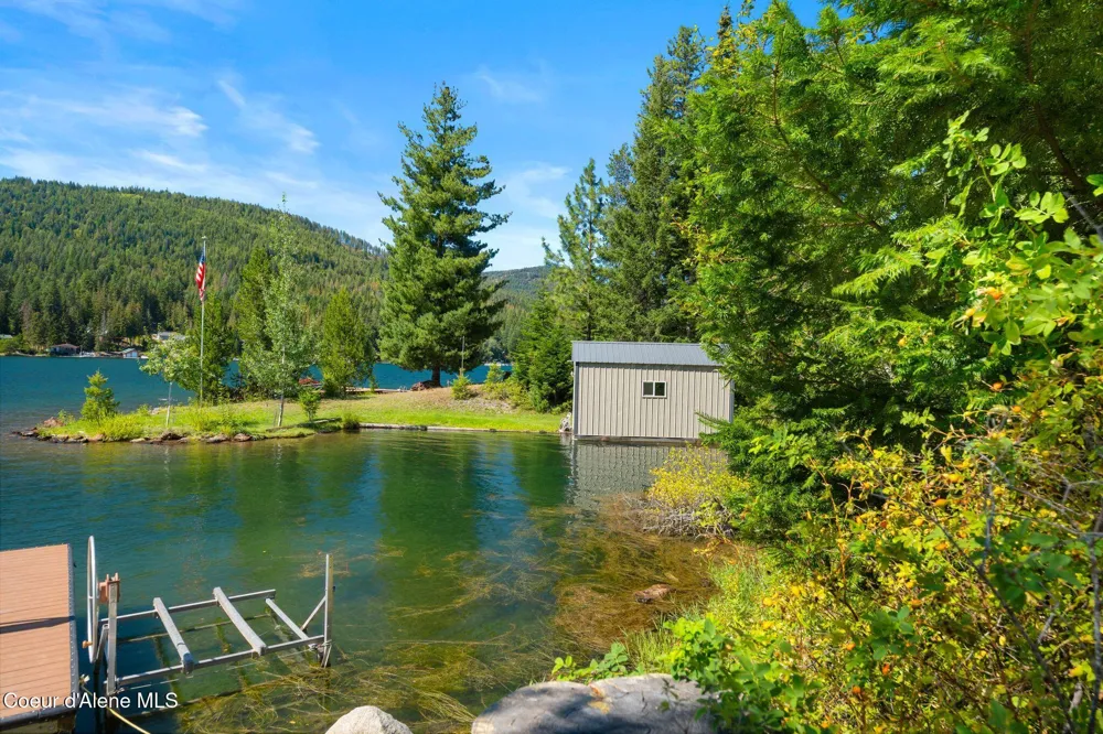4XX E Bottle Bay Road Sagle, ID 83860