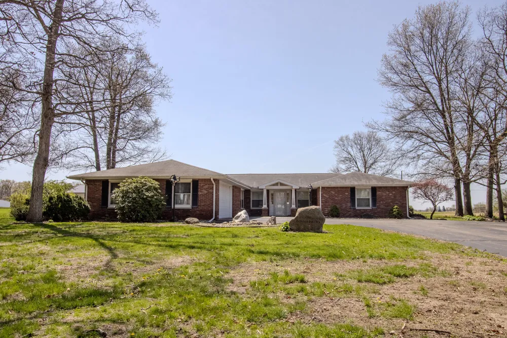 1727 W West Win Road S