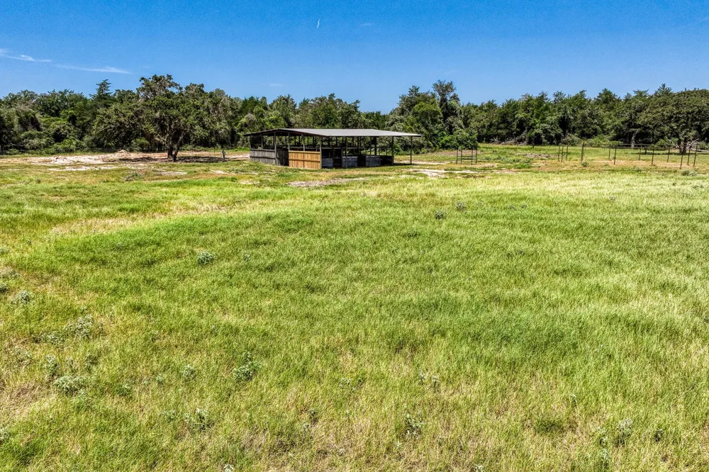 1922 County Road 324 Caldwell, TX 77836