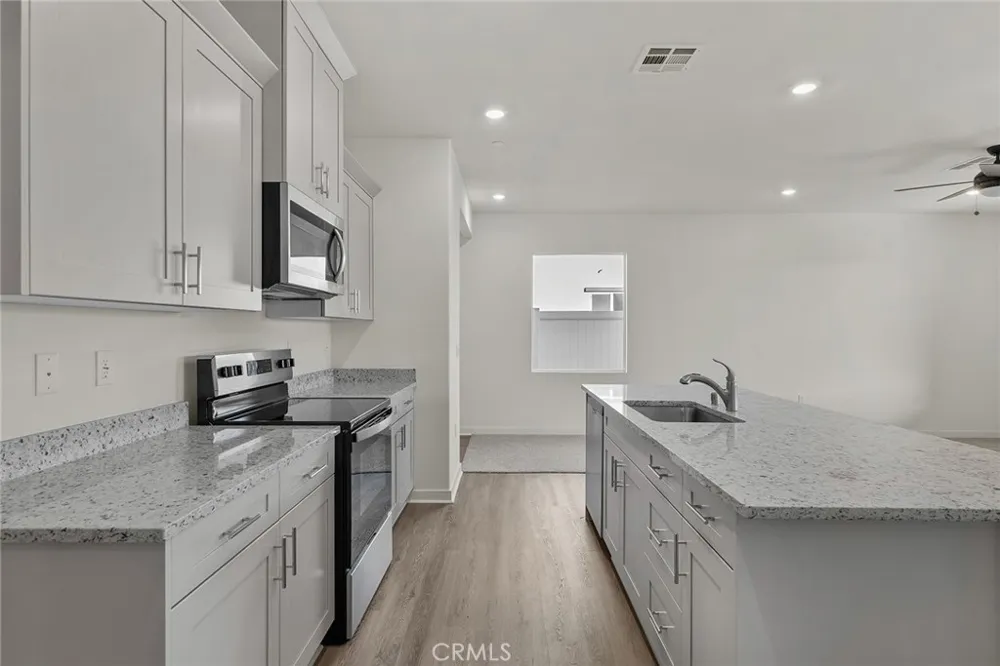 761 Longhorn Drive San Jacinto, CA 92582