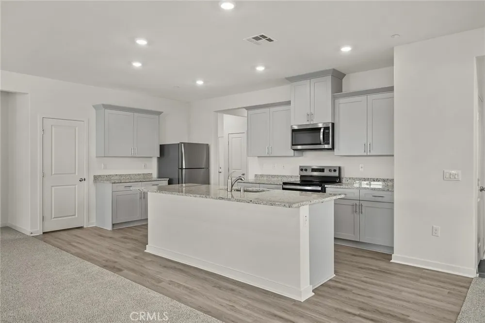 761 Longhorn Drive San Jacinto, CA 92582