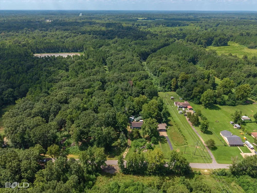 1 Bledsoe Road Keithville, LA 71047