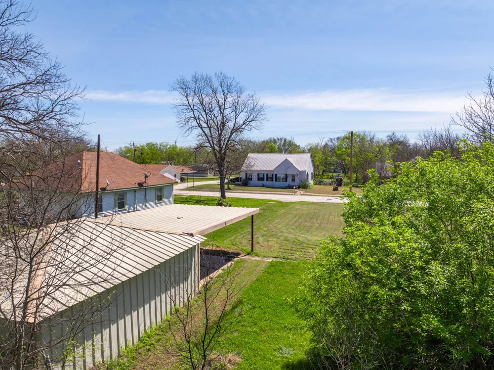 509 Navarro Avenue Mart, TX 76664