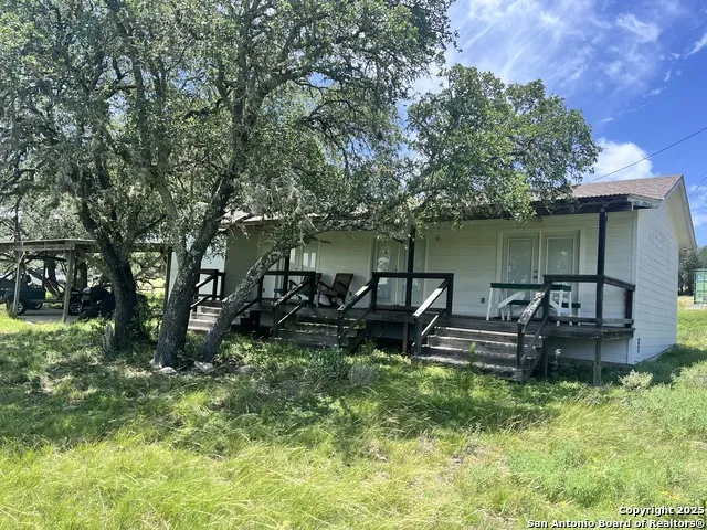 104 SD 14070 Rocksprings, TX 78880