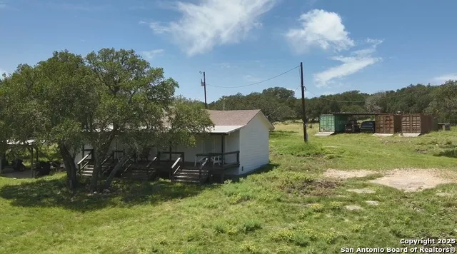 104 SD 14070 Rocksprings, TX 78880