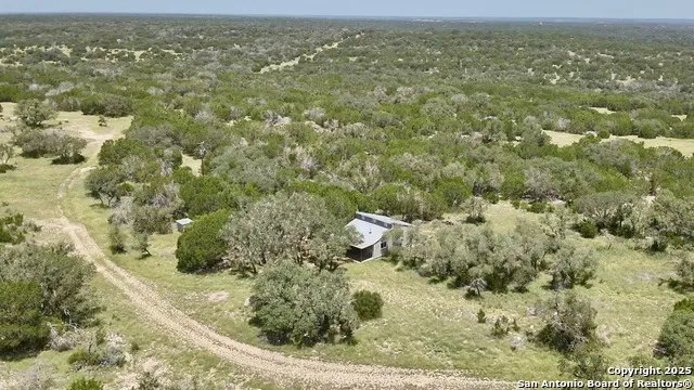 104 SD 14070 Rocksprings, TX 78880