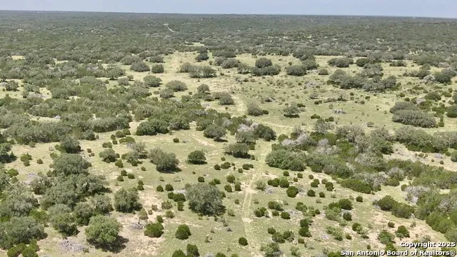 104 SD 14070 Rocksprings, TX 78880