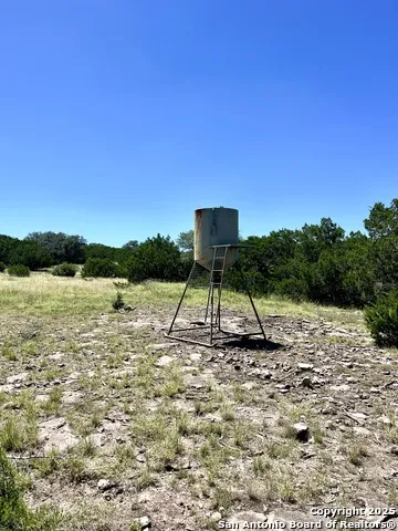 104 SD 14070 Rocksprings, TX 78880