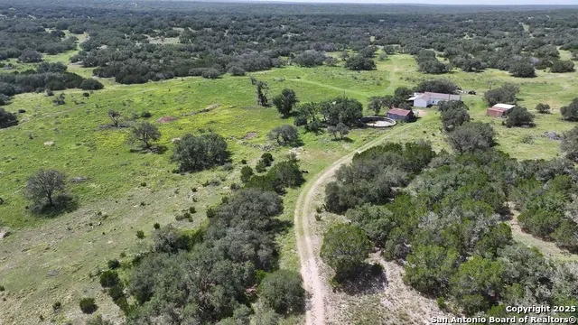 104 SD 14070 Rocksprings, TX 78880