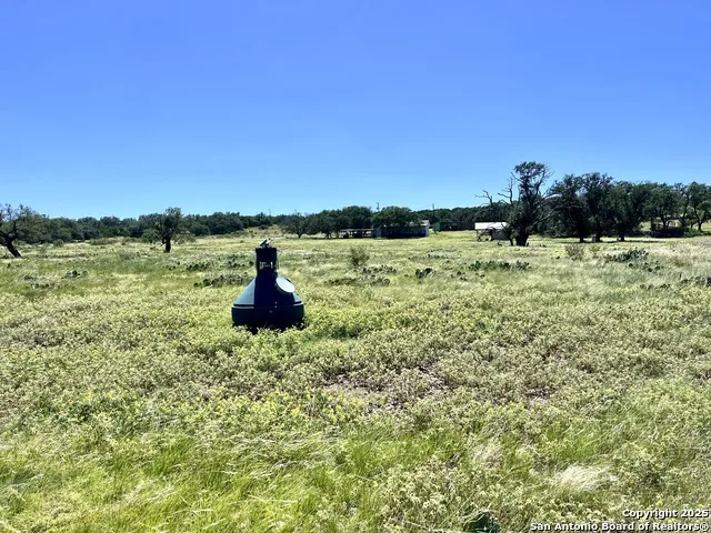104 SD 14070 Rocksprings, TX 78880