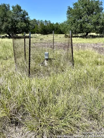 104 SD 14070 Rocksprings, TX 78880