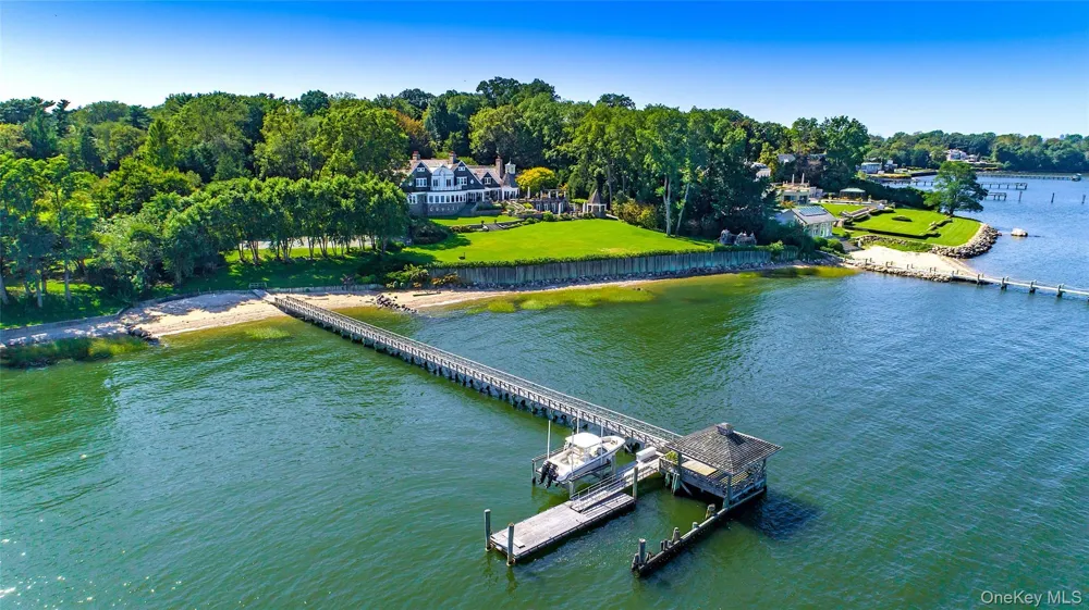 227 Dock Lane Great Neck, NY 11024