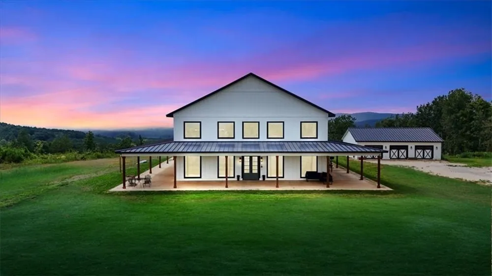 664 Wiggins Road Lyerly, GA 30730