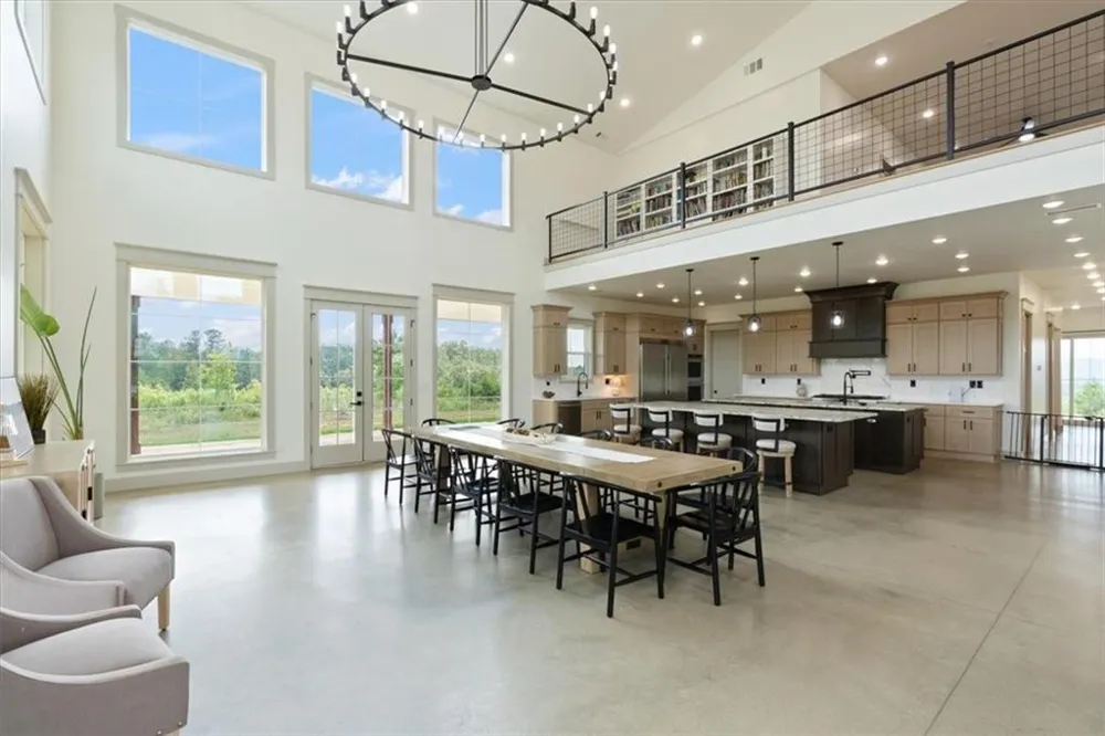 664 Wiggins Road Lyerly, GA 30730