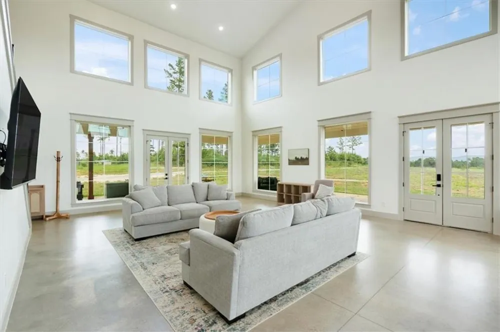 664 Wiggins Road Lyerly, GA 30730