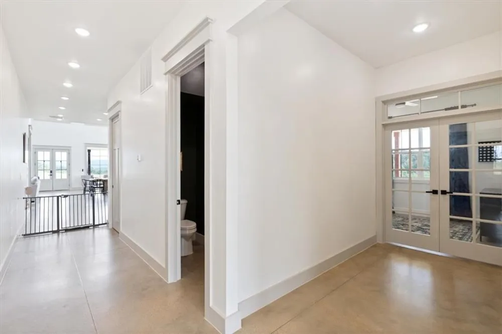 664 Wiggins Road Lyerly, GA 30730
