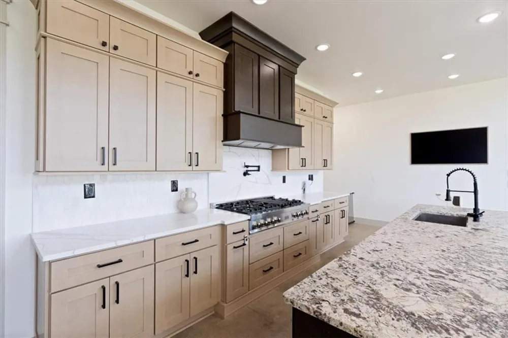 664 Wiggins Road Lyerly, GA 30730