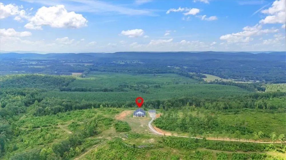 664 Wiggins Road Lyerly, GA 30730