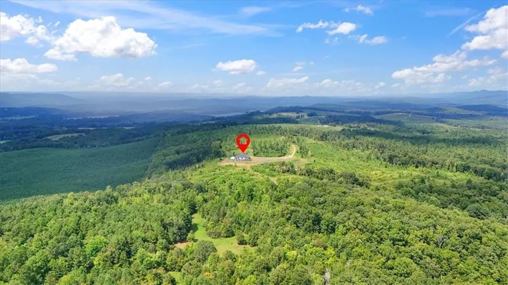 664 Wiggins Road Lyerly, GA 30730