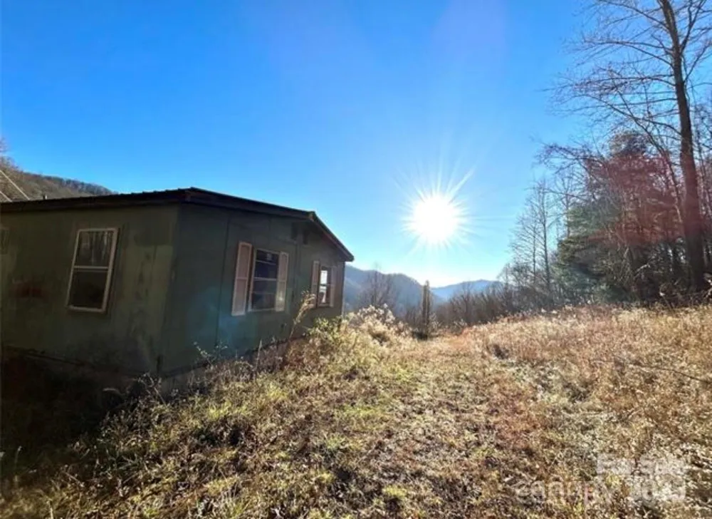 108 Lanning Road Clyde, NC 28721