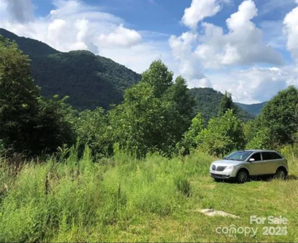 108 Lanning Road Clyde, NC 28721