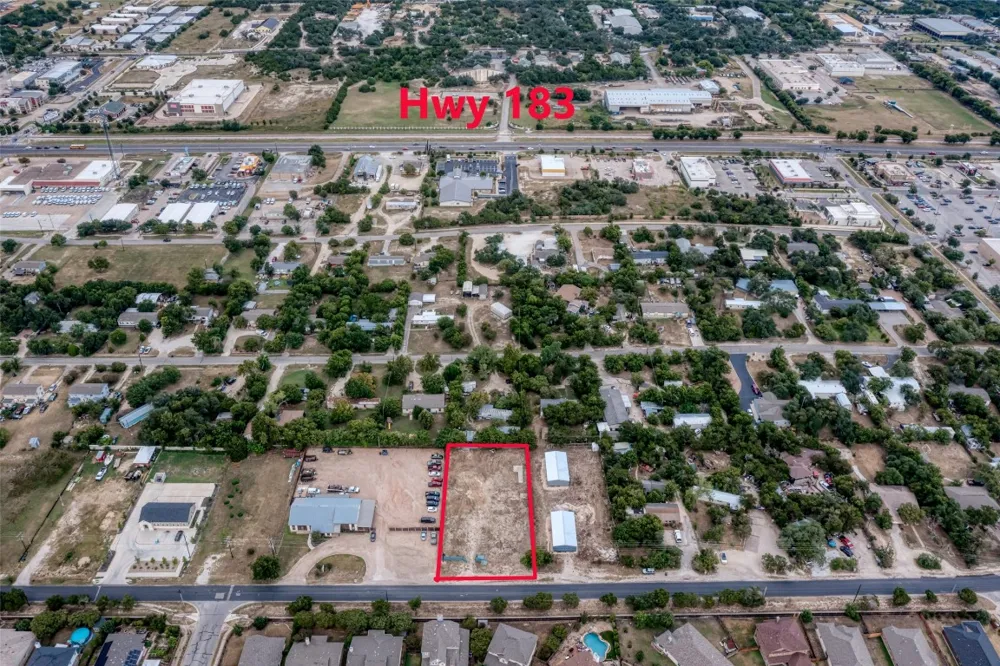 1004 S West Drive Leander, TX 78641
