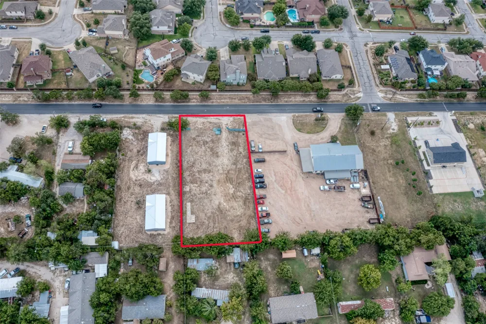 1004 S West Drive Leander, TX 78641