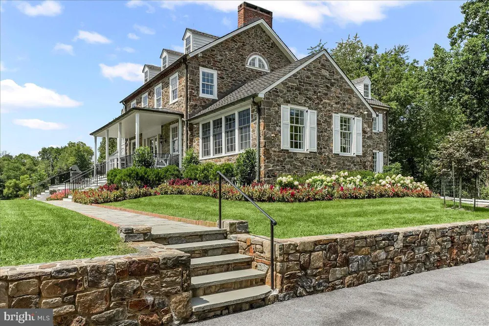 80 HEYBURN ROAD Chadds Ford, PA 19317