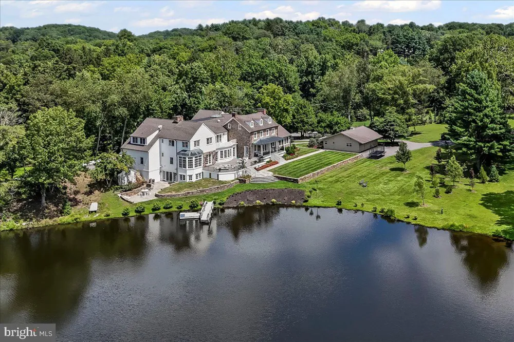 80 HEYBURN ROAD Chadds Ford, PA 19317
