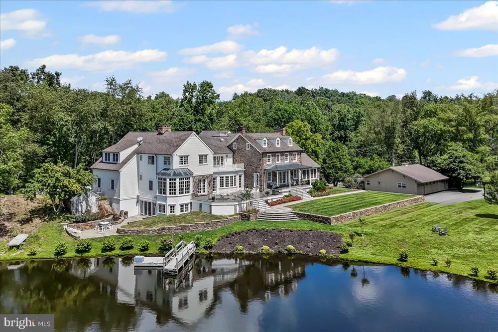 80 HEYBURN ROAD Chadds Ford, PA 19317
