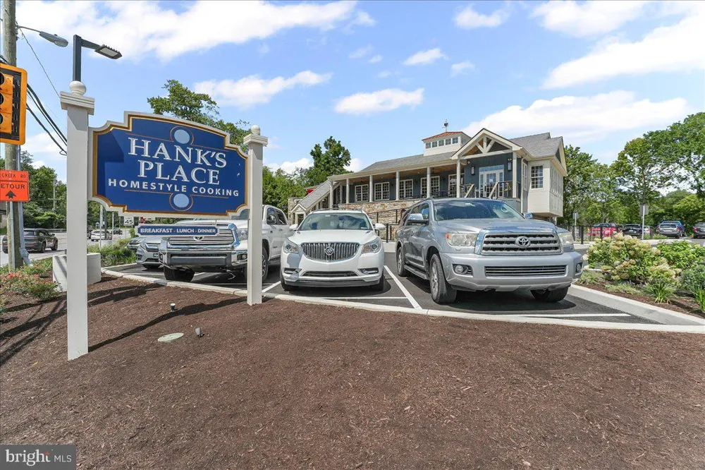 80 HEYBURN ROAD Chadds Ford, PA 19317
