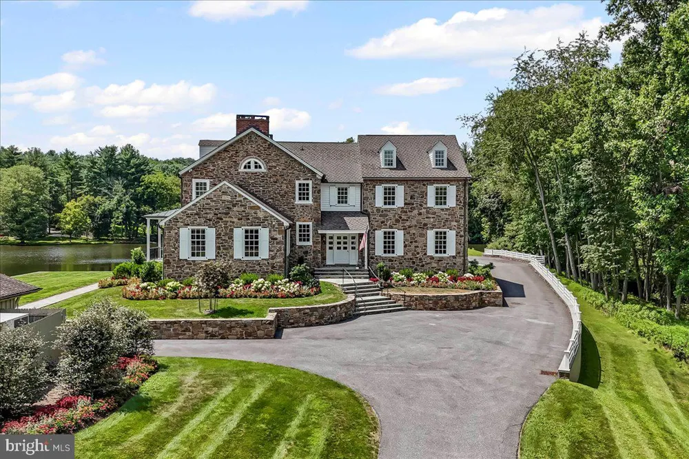 80 HEYBURN ROAD Chadds Ford, PA 19317