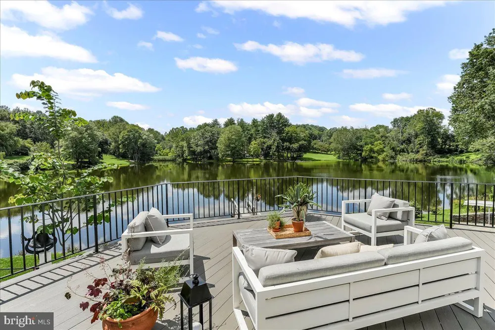 80 HEYBURN ROAD Chadds Ford, PA 19317