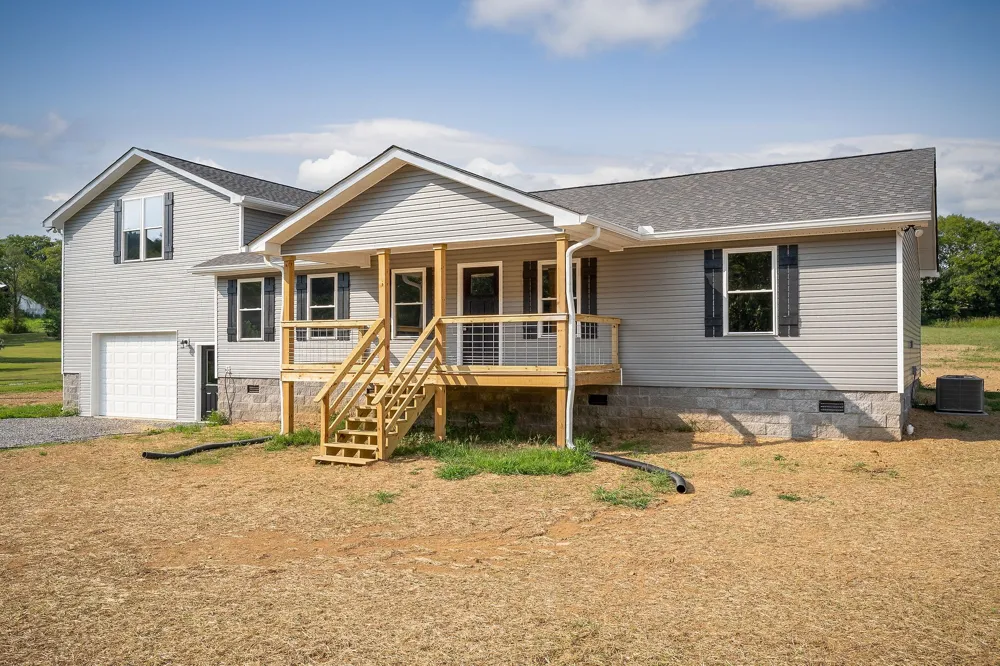 420 Salt Lick Creek Rd Pleasant Shade, TN 37145