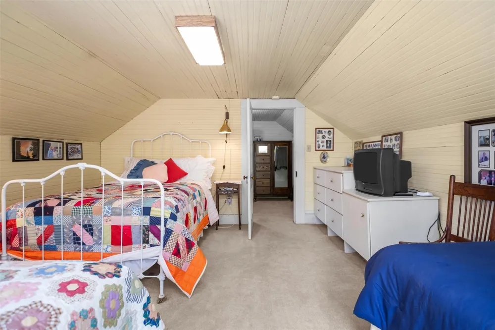 609 County Road 1175 Kennard, TX 75847