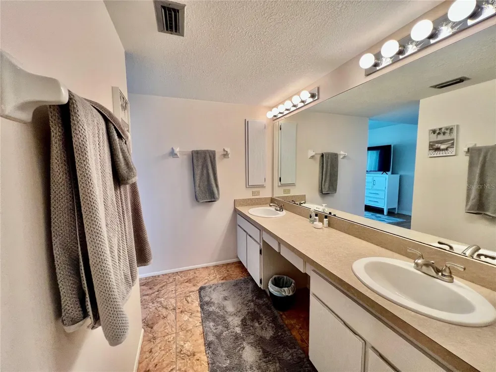 801 ISLAMORADA BOULEVARD #26C Punta Gorda, FL 33955