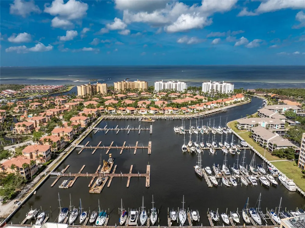 801 ISLAMORADA BOULEVARD #26C Punta Gorda, FL 33955