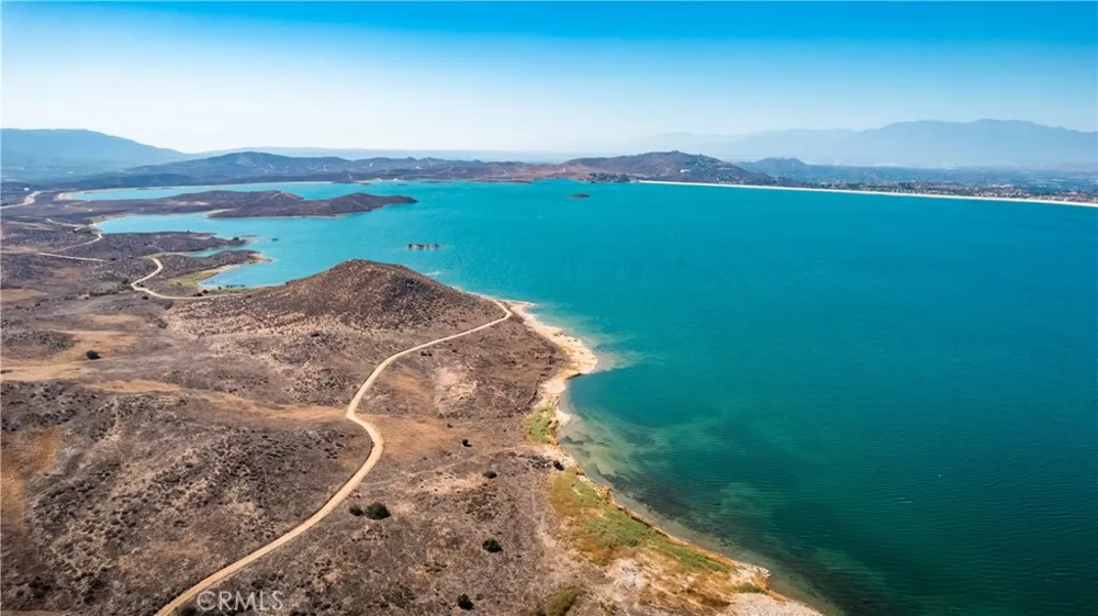 Halter Lane Riverside, CA 92504