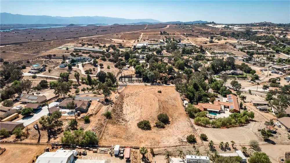Halter Lane Riverside, CA 92504