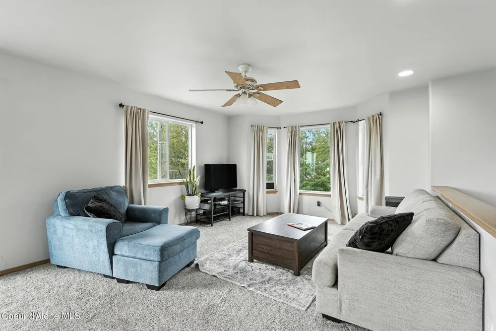 27408 Weir Road Athol, ID 83801