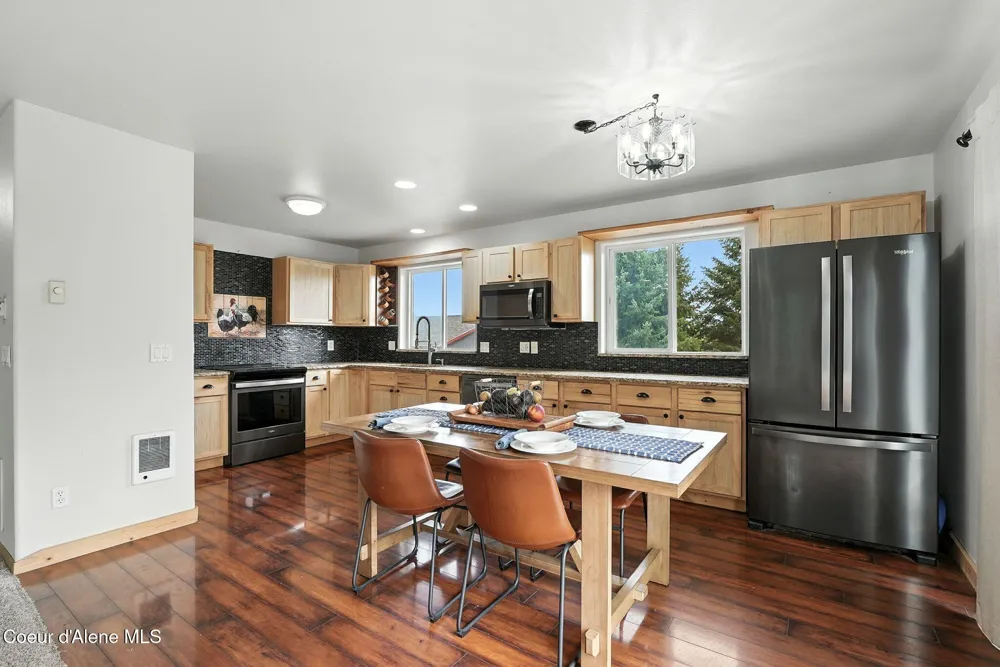 27408 Weir Road Athol, ID 83801