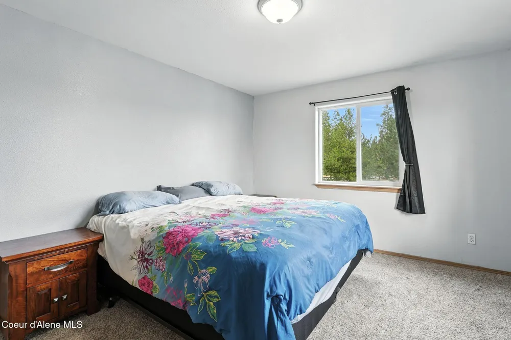 27408 Weir Road Athol, ID 83801