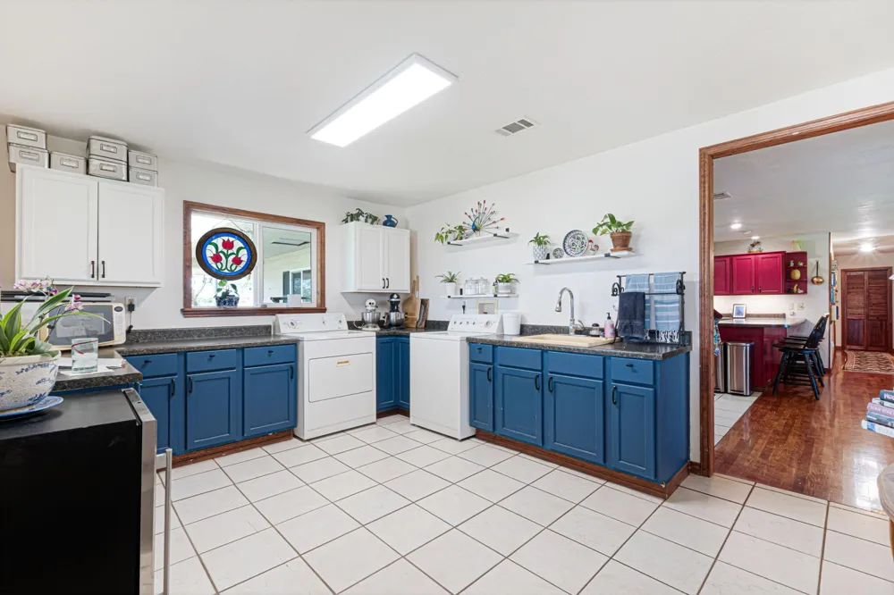 1115 County Road 204 Burnet, TX 78611