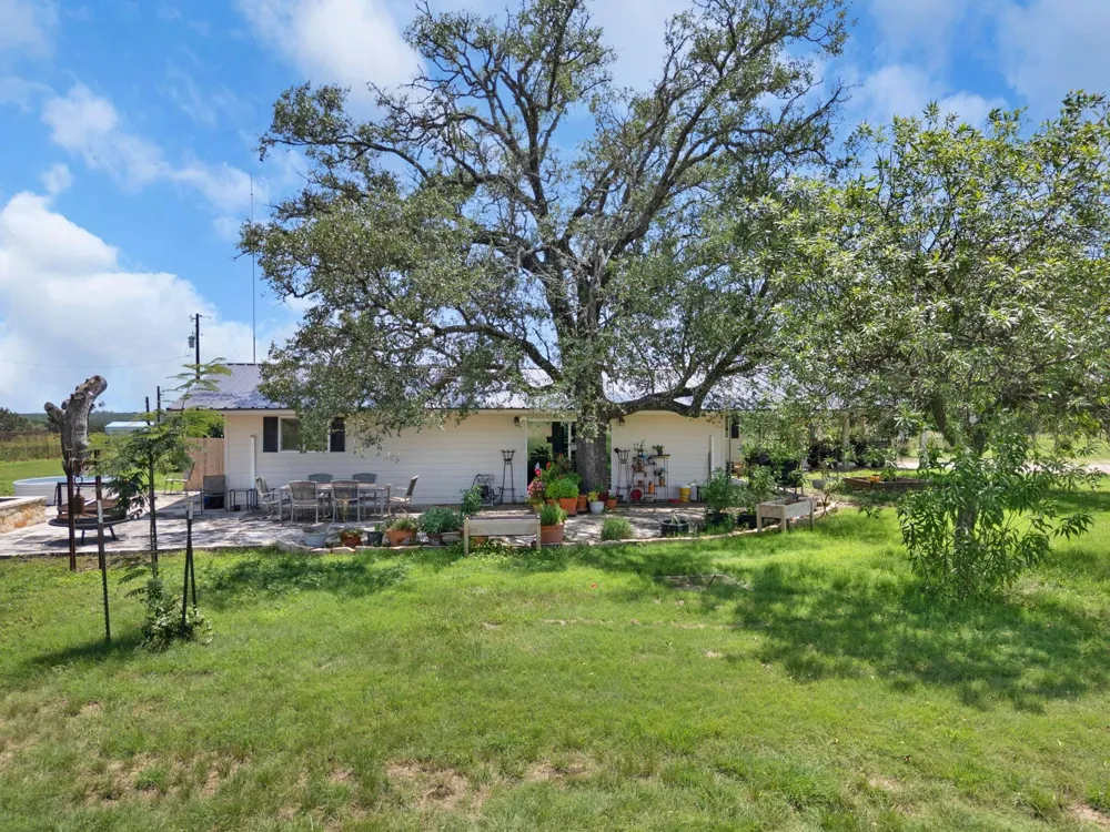 1115 County Road 204 Burnet, TX 78611