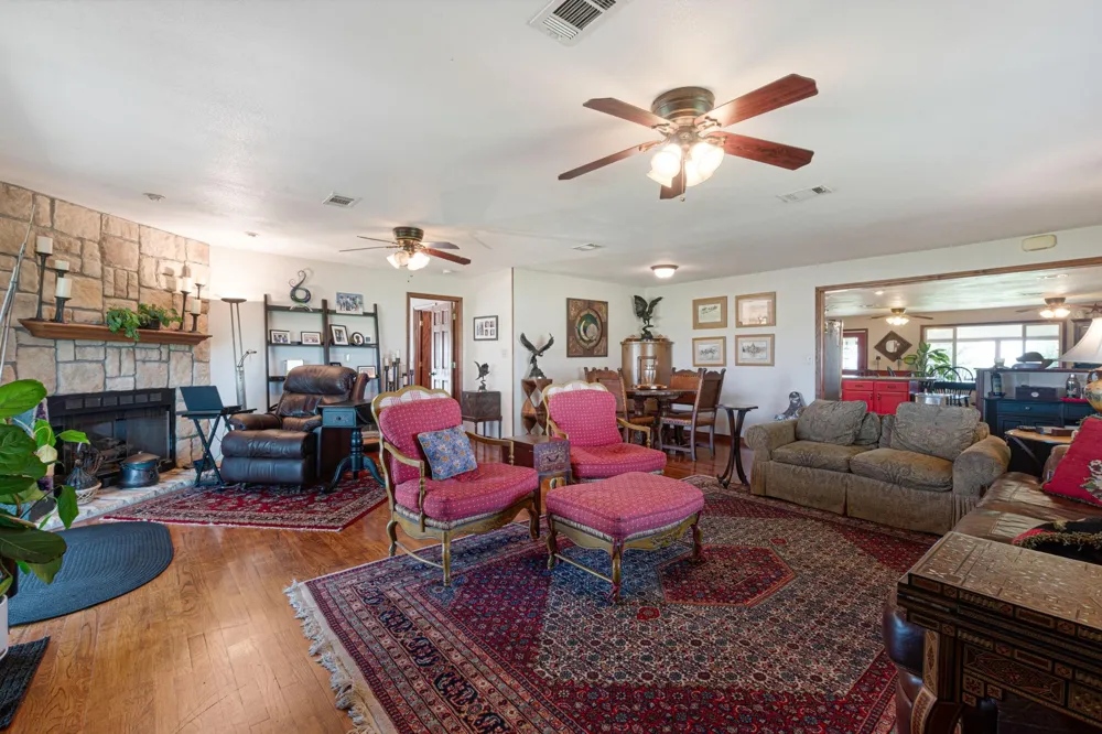 1115 County Road 204 Burnet, TX 78611