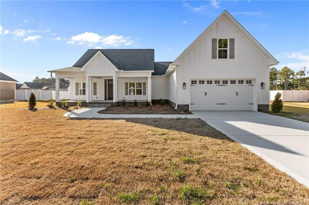 315 Baymeadow Bend Lumberton, NC 28358