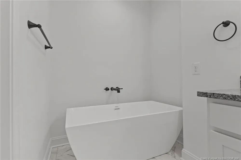 315 Baymeadow Bend Lumberton, NC 28358