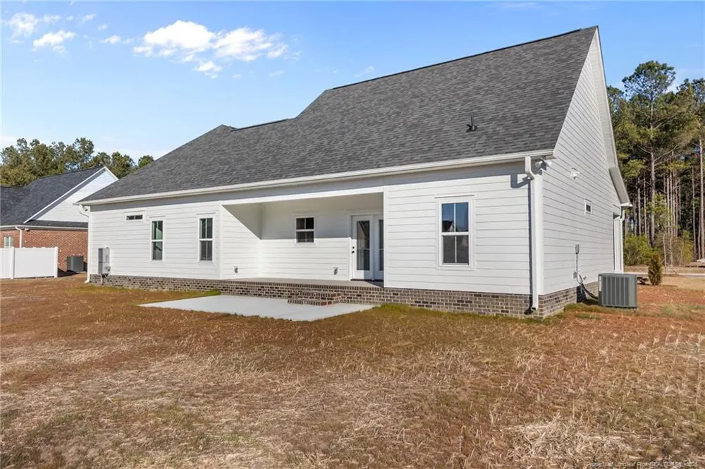 315 Baymeadow Bend Lumberton, NC 28358