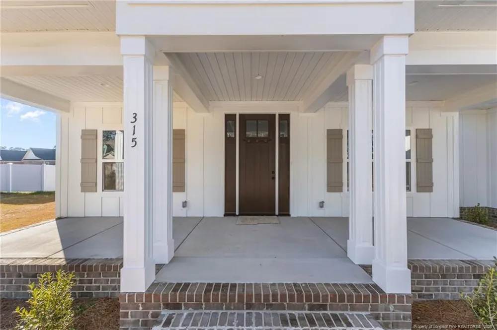 315 Baymeadow Bend Lumberton, NC 28358